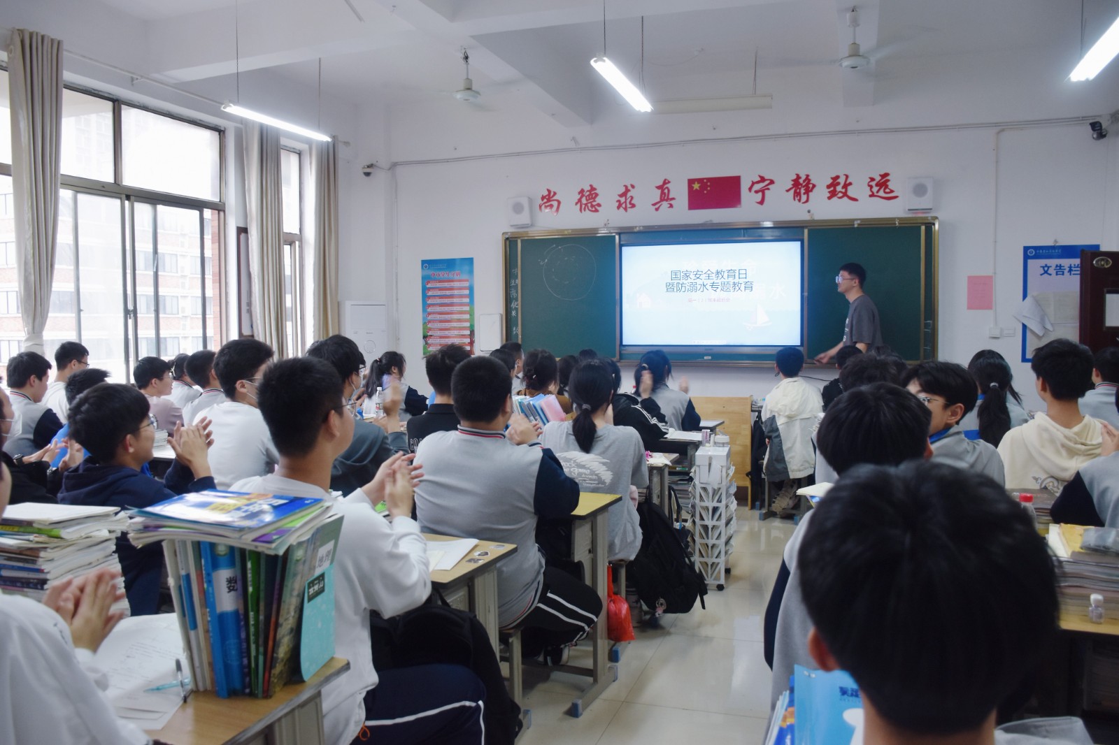 1681977461119920.jpg 1681977461119920.jpg